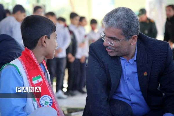 حضور معاون پرورشی و فرهنگی اداره کل آموزش و پرورش استان بوشهر در تنگستان