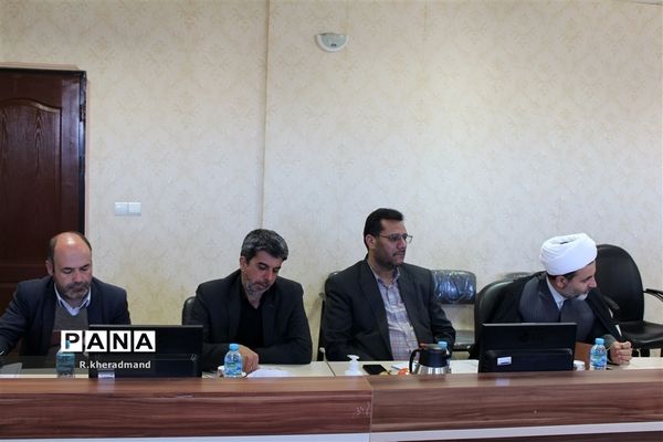 نشست هم اندیشی راهیان نور فرهنگیان قطب شهید کلاهدوز خراسان