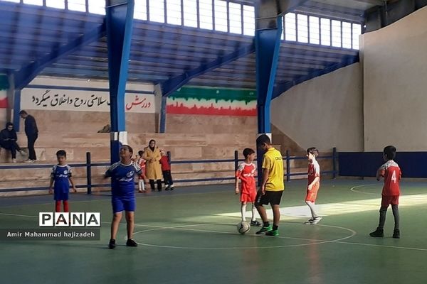 مسابقات درون مدرسه ای مدرسه قائم در نصیرشهر