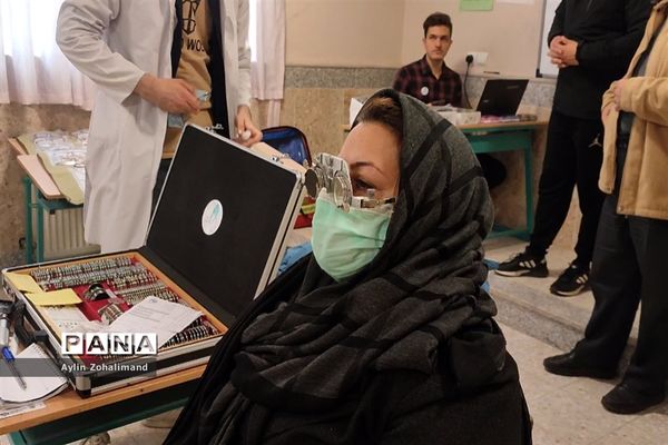 هفتاد و ششمین اردوی جهادی پزشکی گروه شهید کاظمی آشتیانی در کیکاور شهرستان رباط کریم