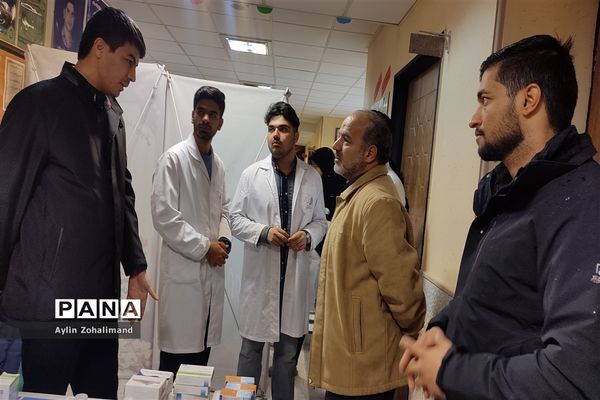 هفتاد و ششمین اردوی جهادی پزشکی گروه شهید کاظمی آشتیانی در کیکاور شهرستان رباط کریم