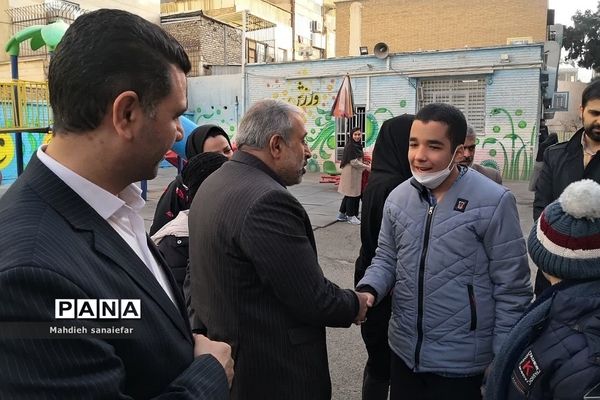 دیدار دوستانه نماینده مجلس شورای اسلامی با دانش‌آموزان اوتیسم آموزشگاه ترنم ناحیه دو شهرری