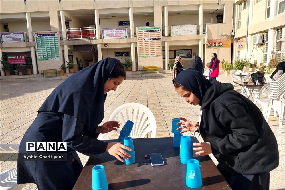 المپیاد رویش در مدرسه بهشتی دو  ناحیه یک  شیراز