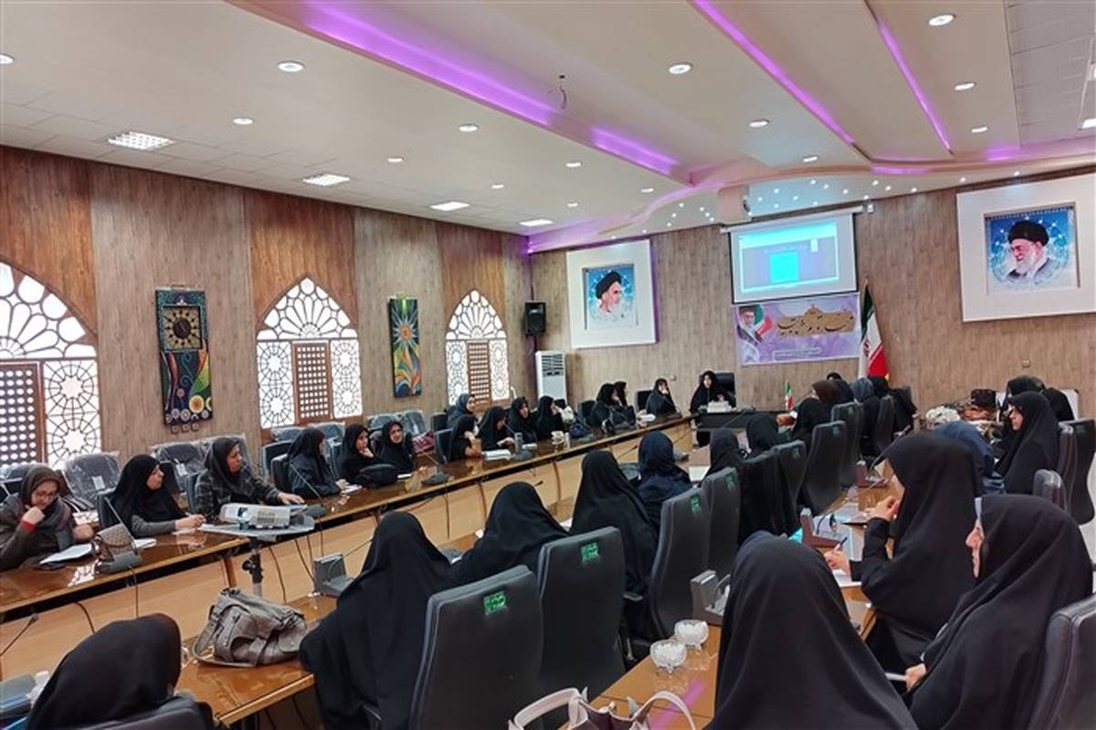 برگزاری دوره تربیت مدرس پویش دختر آگاه، مادر دانا در آموزش و پرورش ناحیه ۳ اصفهان/فیلم