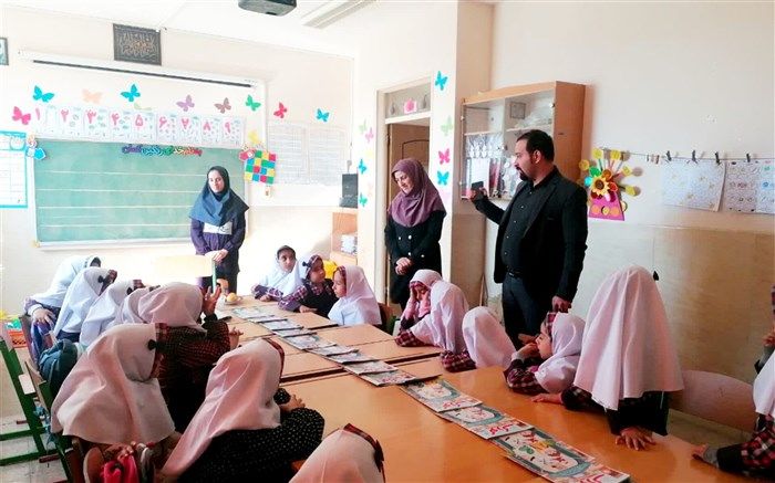 روز بدون کیف  در مدرسه شهید عبایی شهرستان کوهپایه/فیلم