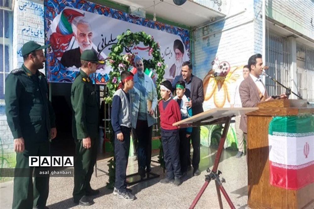 رونمایی از تندیس قاسم سلیمانی در دبستان شهید قاسم سلیمانی ناحیه ۴