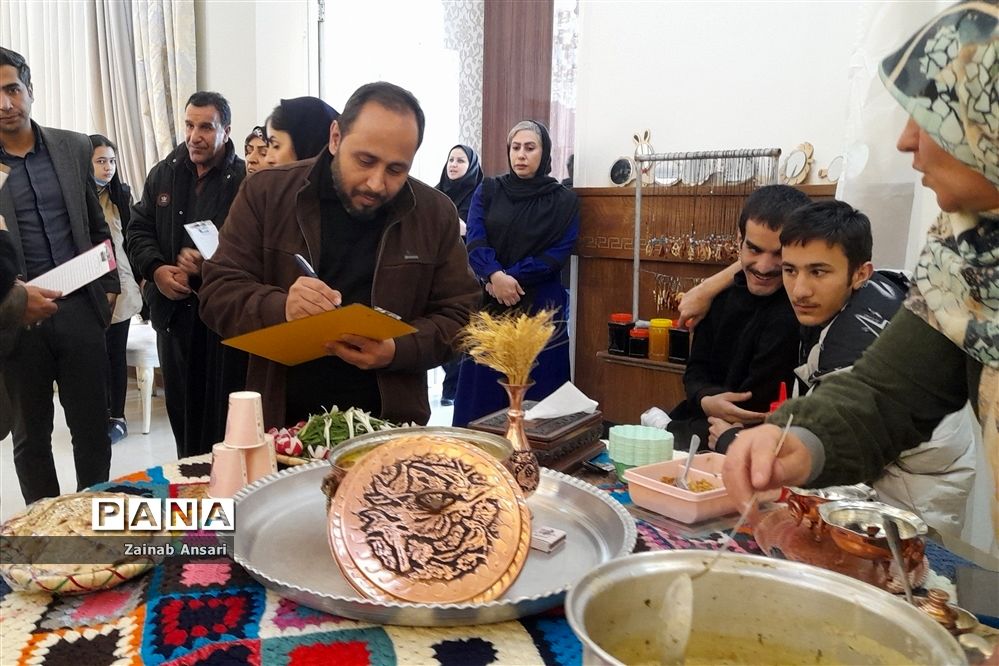 برگزاری جشنواره غذای سالم و صنایع‌دستی در تالار آوین شهرستان ملارد