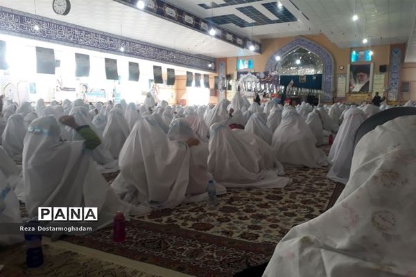 آیین جشن فرشته‌ها در مصلی امام خامنه‌ای(مدظله العالی) شهرستان شیروان