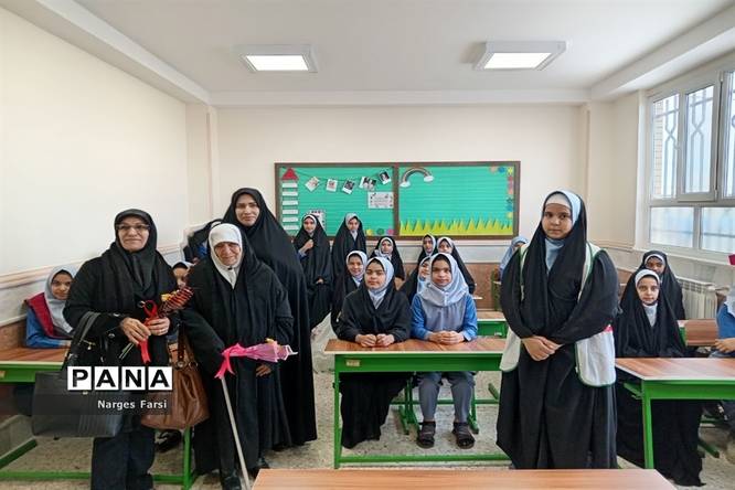 افتتاح طرح توسعه 3 کلاسه دبستان برکت محمودآباد قم