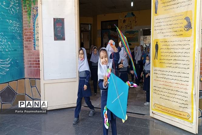 برگزاری جشنواره بادبادکها به مناسبت هفته هوای پاک