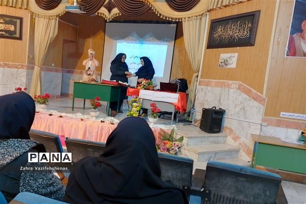 کارگاه ضمن خدمت، مقابله با بحران و مدیریت مراقبان سلامت و رابطان بهداشت شهرستان شیروان