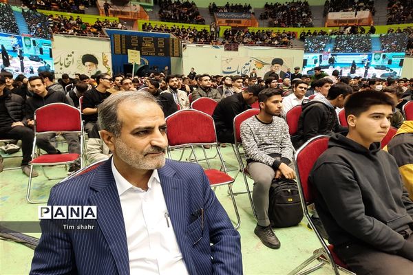 همایش بزرگ جشن تکلیف سیاسی دانش‌آموزان رأی اولی شهر تهران