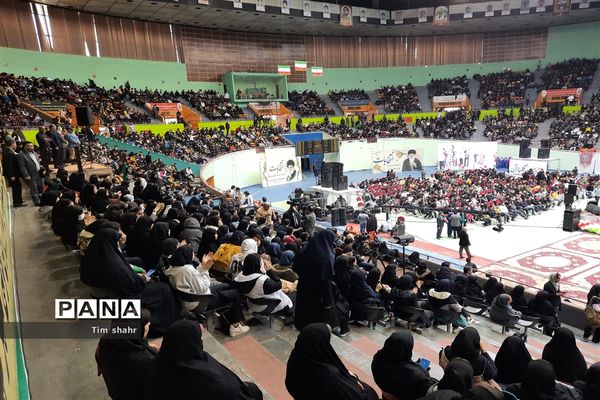 همایش بزرگ جشن تکلیف سیاسی دانش‌آموزان رأی اولی شهر تهران