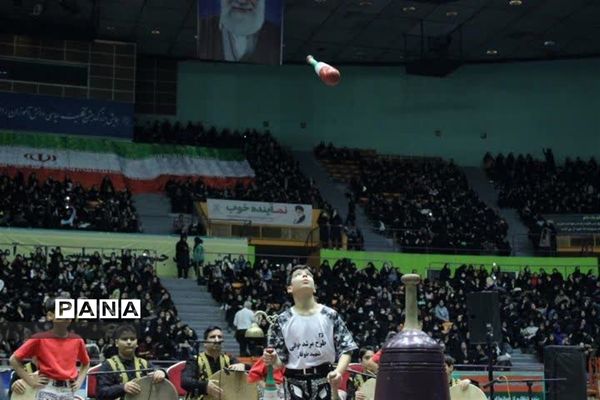 همایش بزرگ جشن تکلیف سیاسی دانش‌آموزان رأی اولی شهر تهران