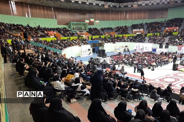 همایش بزرگ جشن تکلیف سیاسی دانش‌آموزان رأی اولی شهر تهران