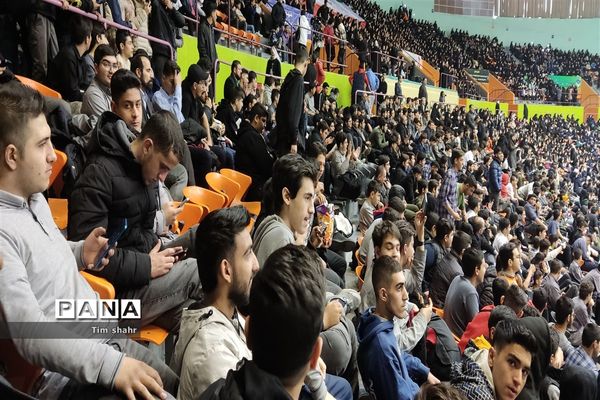همایش بزرگ جشن تکلیف سیاسی دانش‌آموزان رأی اولی شهر تهران