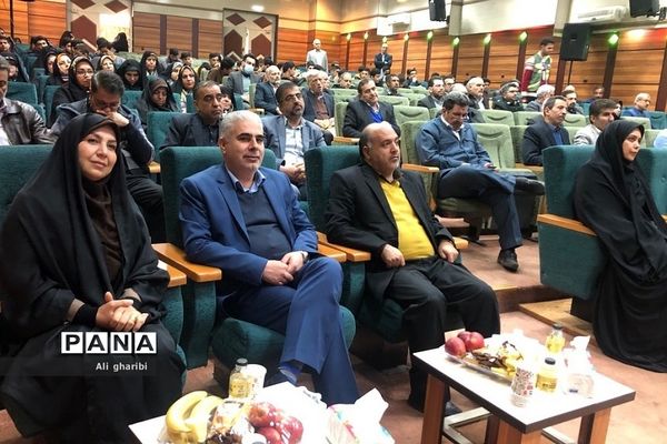 مراسم تجلیل از جانبازان فرهنگی و خانواده معظم شهدا و ایثارگران در ناحیه دو شهرری