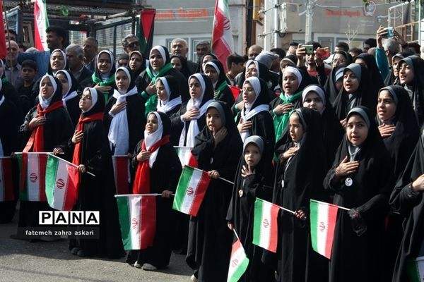 جشن تولد ۴۵ سالگی انقلاب اسلامی در گلوگاه