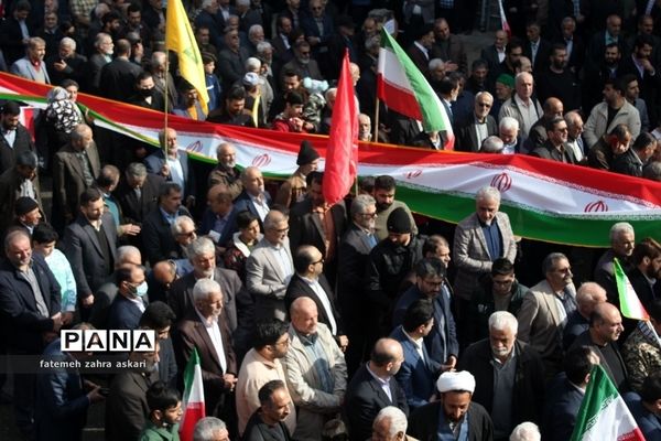 جشن تولد ۴۵ سالگی انقلاب اسلامی در گلوگاه