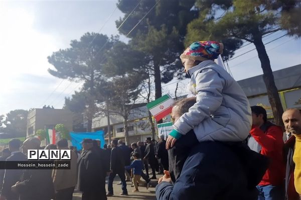 حضور گسترده مردم اسفراین در جشن ۴۵ سالگی انقلاب