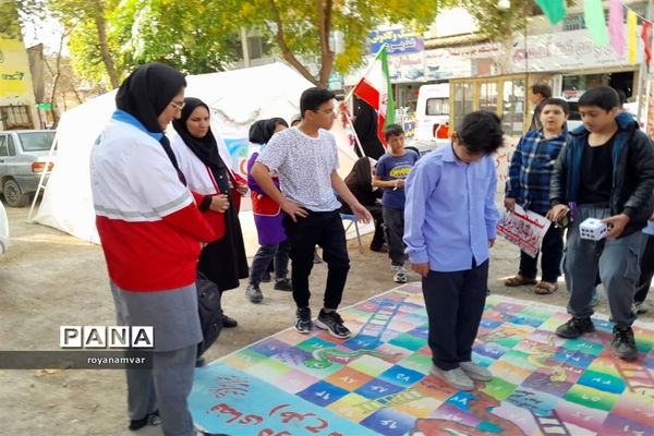 برپایی ایستگاه دوستدار کودک در راهپیمایی 22 بهمن