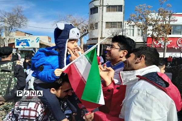 برپایی ایستگاه دوستدار کودک در راهپیمایی 22 بهمن