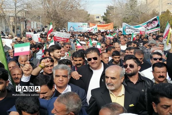 حضور حماسی و پرشور مردم شهرستان بیضا در راهپیمایی ۲۲ بهمن ماه