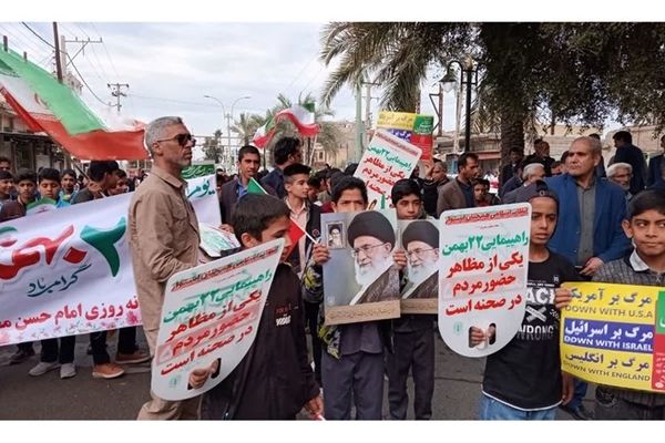 حضور حماسی و انقلابی مردم عنبرآباد در راهپیمایی 22 بهمن/فیلم