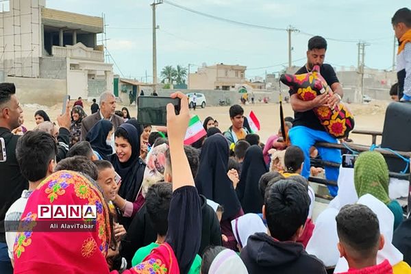 راهپیمایی ۲۲ بهمن در جزیره شیف