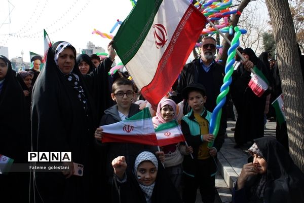 راهپیمایی ۲۲ بهمن در مشهد