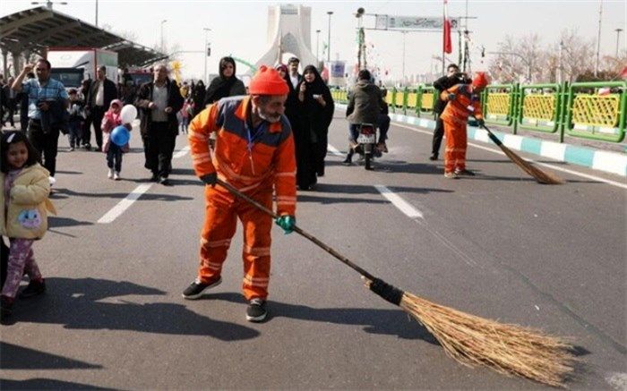نظافت مسیر راهپیمایی با ۲۵۰۰ نیروی پاکبان