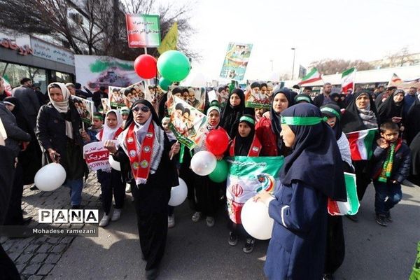 راهپیمایی ۲۲ بهمن در مشهد