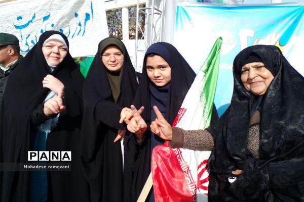 راهپیمایی ۲۲ بهمن در مشهد