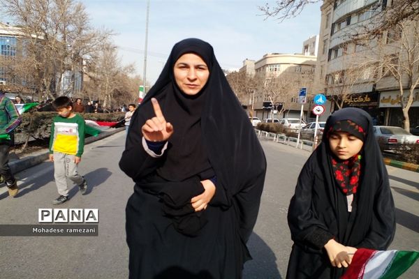 راهپیمایی ۲۲ بهمن در مشهد