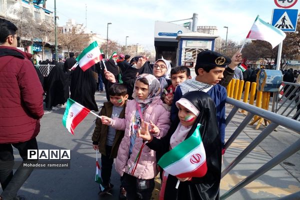 راهپیمایی ۲۲ بهمن در مشهد