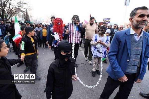 راهپیمایی ۲۲ بهمن در مشهد