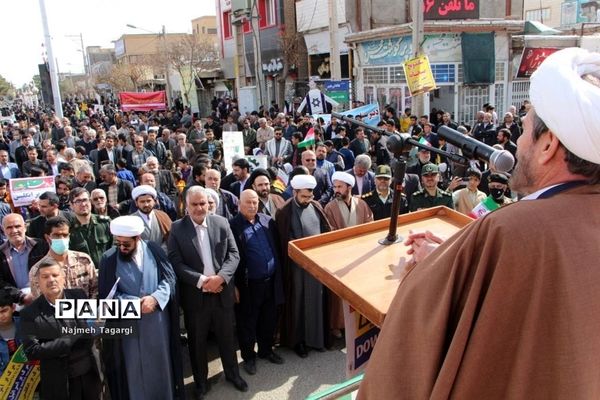 حضورمردم انقلابی و شهید پرور شهرستان مه ولات در راهپیمایی ۲۲بهمن