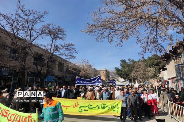 راهپیمایی 22 بهمن در شهرستان کلات