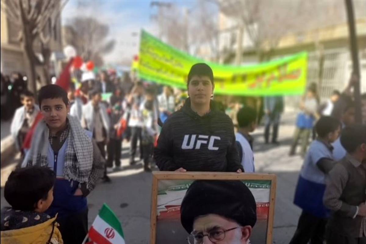 حضور مردم ورنامخواست و لنجان در راهپیمایی 22 بهمن/ فیلم
