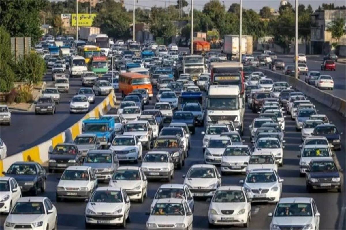 ترافیک نیمه‌سنگین در محورهای مواصلاتی ورودی تهران