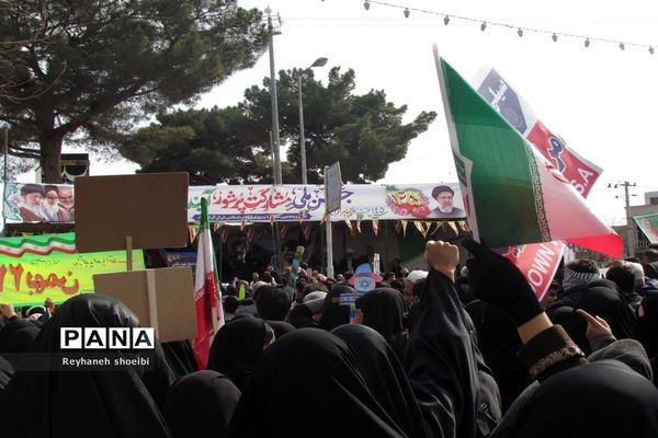 حضور پرشور مردم  تربت جام در راهپیمایی۲۲بهمن