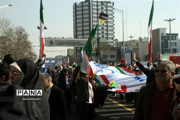 راهپیمایی ۲۲ بهمن در تهران