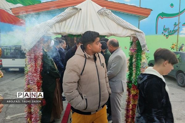 اعزام دانش‌آموزان پسر منطقه کهریزک به اردوی راهیان نور