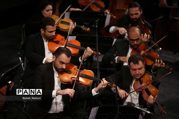 اولین شب سی و نهمین جشنواره موسیقی فجر