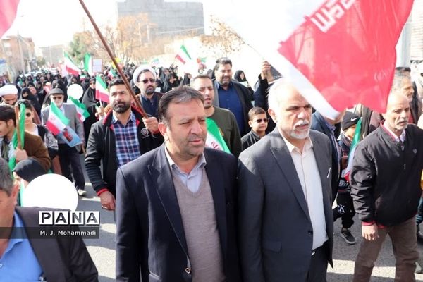 راهپیمایی 22 بهمن در شهر قنوات قم