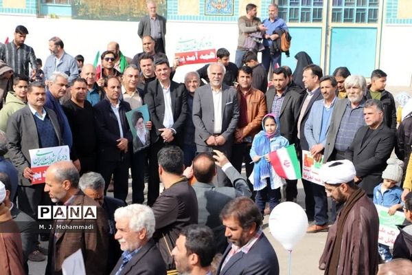 راهپیمایی 22 بهمن در شهر قنوات قم