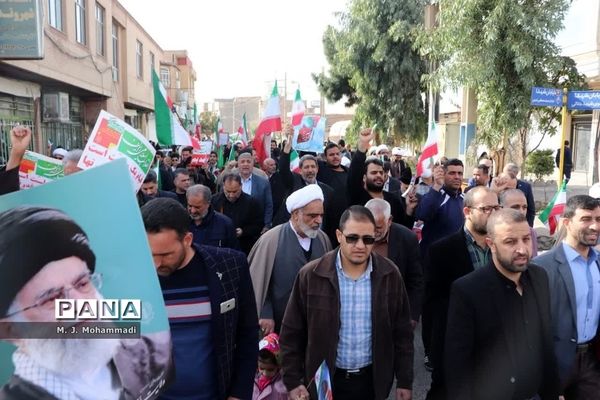 راهپیمایی 22 بهمن در شهر قنوات قم