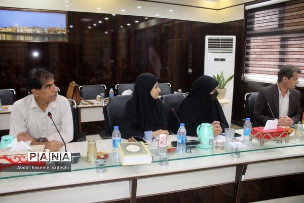 جلسه برنامه‌ریزی گروه آموزشی کیفیت‌بخشی آموزش و پرورش استان بوشهر