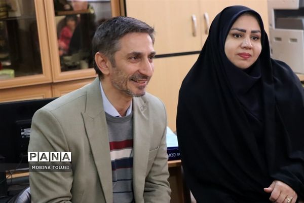 آیین تجلیل از نو مادران در آموزشگاه 12 فروردین ناحیه یک بهارستان