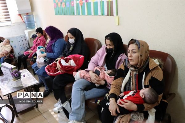 آیین تجلیل از نو مادران در آموزشگاه 12 فروردین ناحیه یک بهارستان